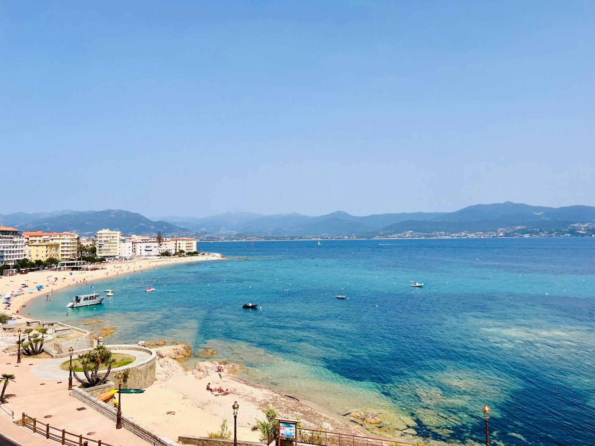 Front De Mer Beau T3 Climatise Balcon Parking Ajaccio Аяччо Экстерьер фото