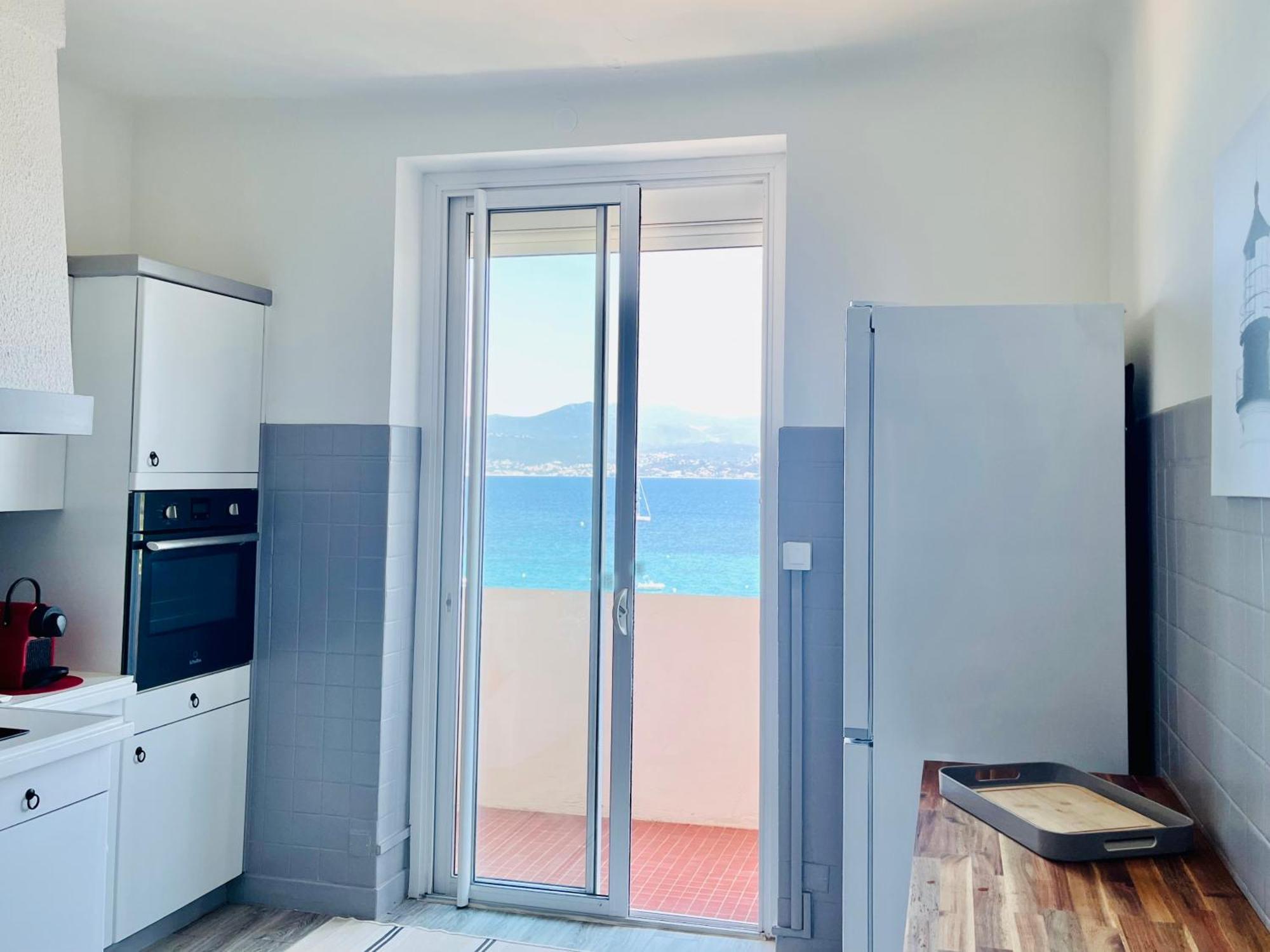 Front De Mer Beau T3 Climatise Balcon Parking Ajaccio Аяччо Экстерьер фото